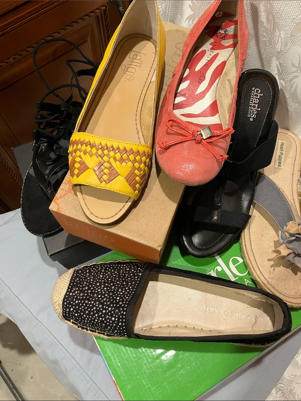 MYSTERY BOX